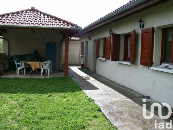 Immeuble à vendre 1 600 m² Lumbin