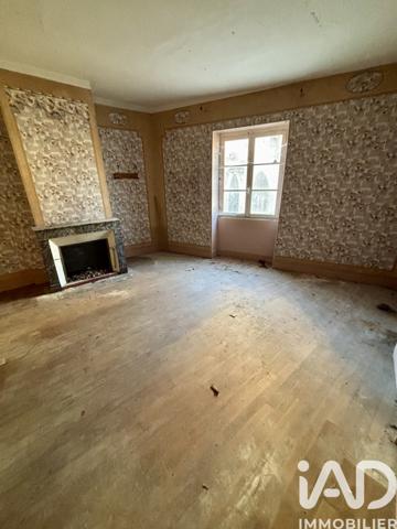 Maison à vendre 7 pièces 135 m² Saint-Bris-le-Vineux