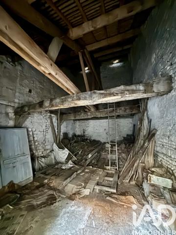 Maison à vendre 7 pièces 135 m² Saint-Bris-le-Vineux