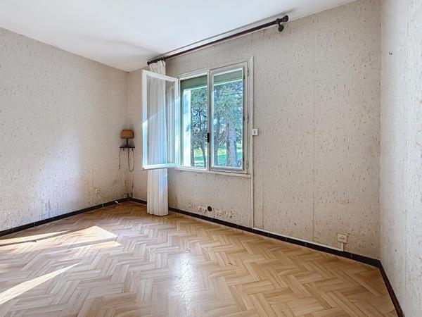 Maison individuelle avec terrain arboré – PEZENS