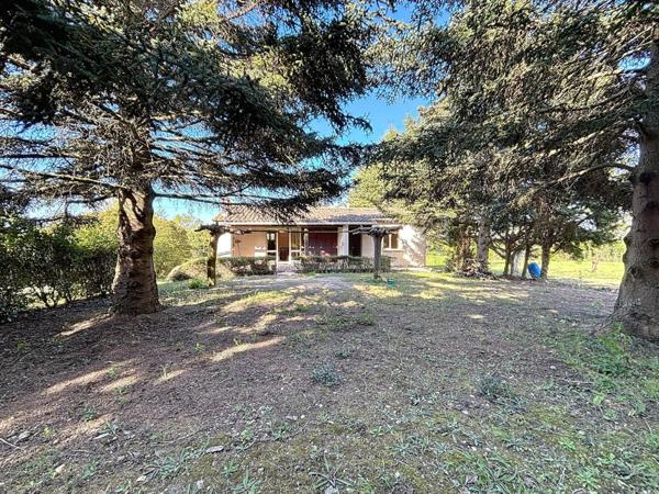 Maison individuelle avec terrain arboré – PEZENS