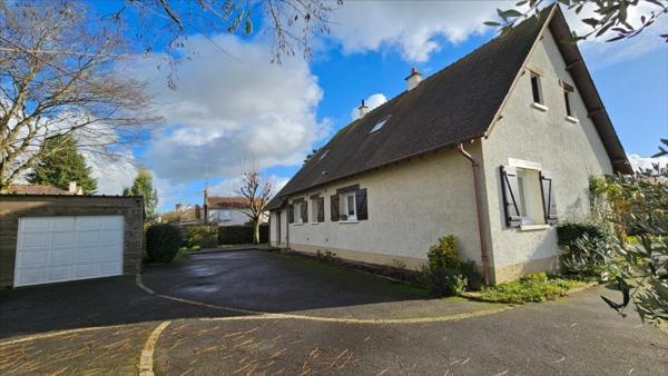 Maison individuelle à vendre à Vendôme dans le Loir-et-Cher (41100), ref : 41050-1090338