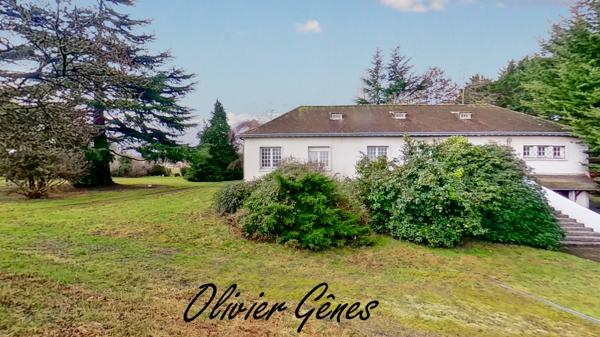 La Milesse (72650) LA MILESSE - Maison de caractère - 200 m² - 6 chambres - Sous-sol - Garage - parc arboré