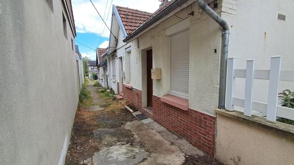 Maison mitoyenne d'un côté, idéal premier achat on investisseur
