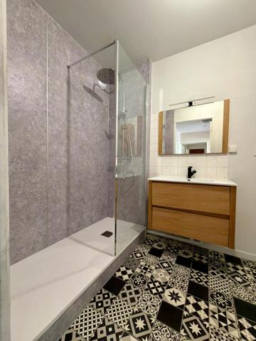 LAVAL - Appartement 3 chambres avec place de parking privative