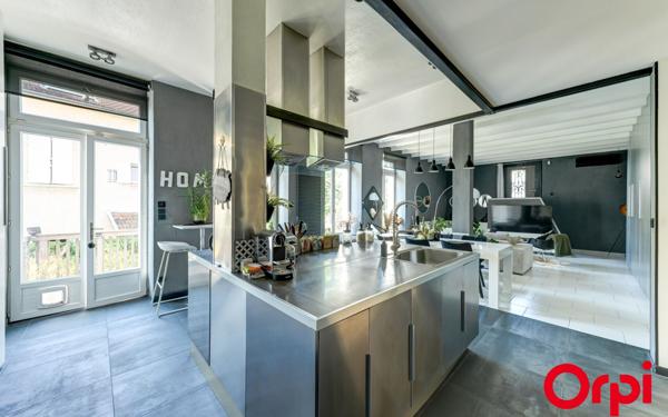 Appartement à vendre    5 pièces • 145 m2 Caluire-et-Cuire