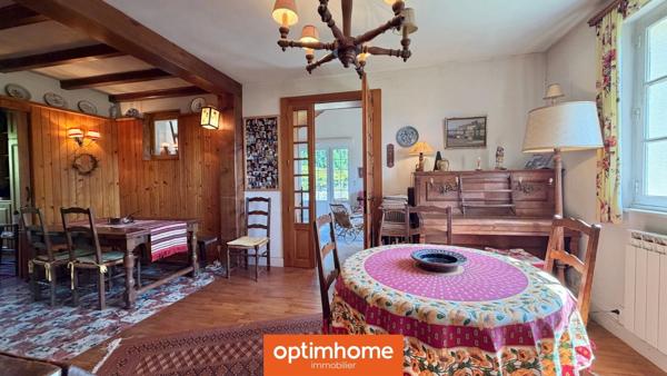 MAISON FAMILIALE À VENDRE À GÉRARDMER – VUE MONTAGNE, VUE SUR LES PISTES DE SKI ET 9 117 M² DE TERRAIN