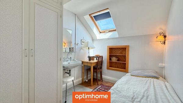 MAISON FAMILIALE À VENDRE À GÉRARDMER – VUE MONTAGNE, VUE SUR LES PISTES DE SKI ET 9 117 M² DE TERRAIN