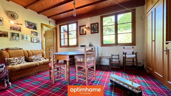 MAISON FAMILIALE À VENDRE À GÉRARDMER – VUE MONTAGNE, VUE SUR LES PISTES DE SKI ET 9 117 M² DE TERRAIN