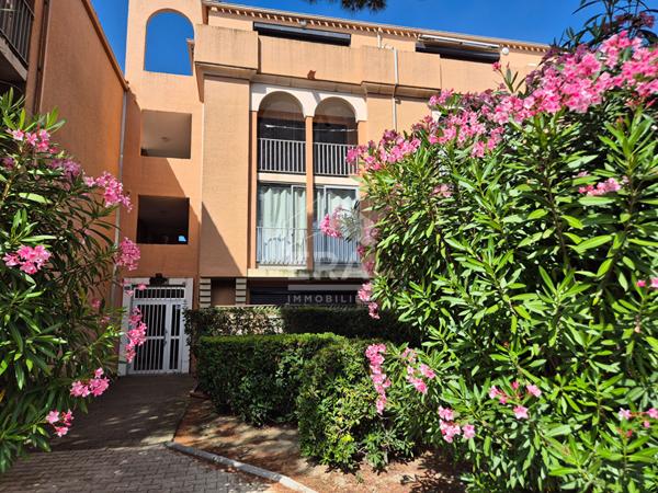 Appartement 2 pièces à vendre à Saint Cyprien - Le Port