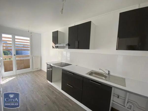 Appartement à louer 4 pièces 67.99m² Marseille 1er Arrondissement (13011)