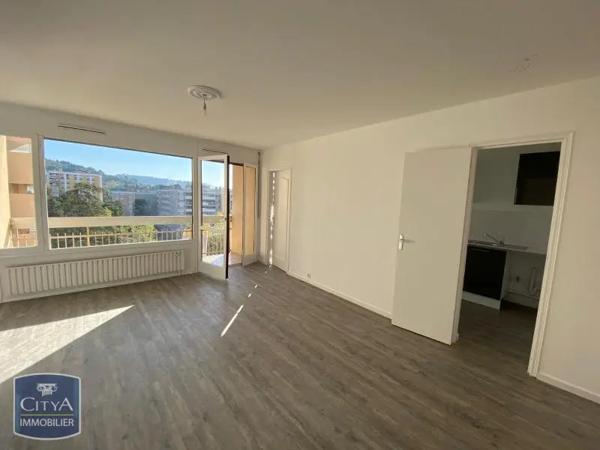 Appartement à louer 4 pièces 67.99m² Marseille 1er Arrondissement (13011)