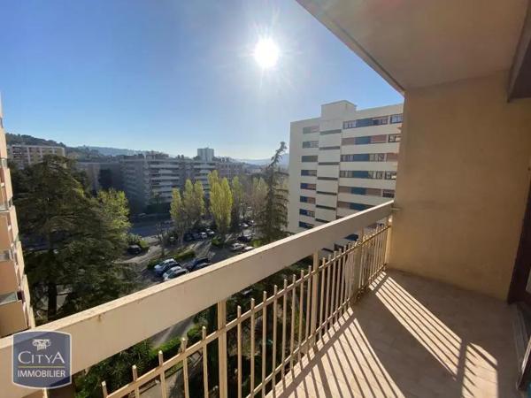 Appartement à louer 4 pièces 67.99m² Marseille 1er Arrondissement (13011)