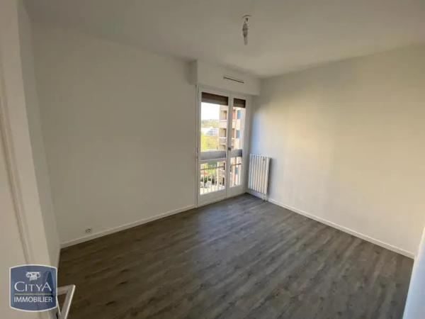 Appartement à louer 4 pièces 67.99m² Marseille 1er Arrondissement (13011)