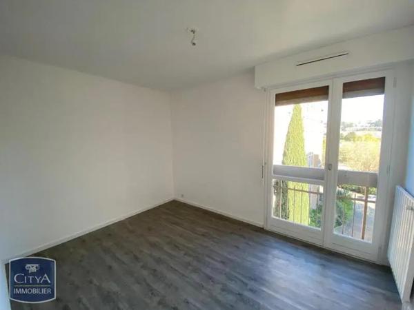 Appartement à louer 4 pièces 67.99m² Marseille 1er Arrondissement (13011)