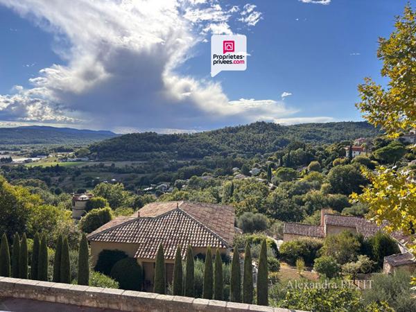 À VENDRE - Charmant appartement rénové avec vue dominante, Callian