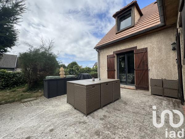 Maison à vendre 7 pièces 140 m² Saint-Fargeau-Ponthierry