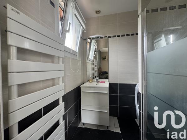 Maison à vendre 7 pièces 140 m² Saint-Fargeau-Ponthierry