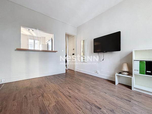 ISSY LES MOULINEAUX - AVENUE VICTOR CRESSON - Vente d'un studio traversant au dernier étage