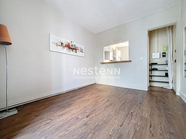 ISSY LES MOULINEAUX - AVENUE VICTOR CRESSON - Vente d'un studio traversant au dernier étage