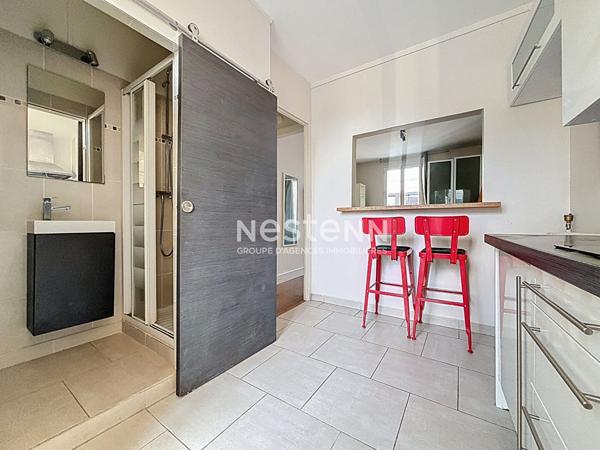 ISSY LES MOULINEAUX - AVENUE VICTOR CRESSON - Vente d'un studio traversant au dernier étage