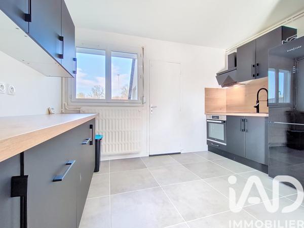 Maison à vendre 5 pièces 92 m² Neuilly-Saint-Front