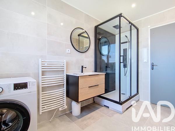 Maison à vendre 5 pièces 92 m² Neuilly-Saint-Front