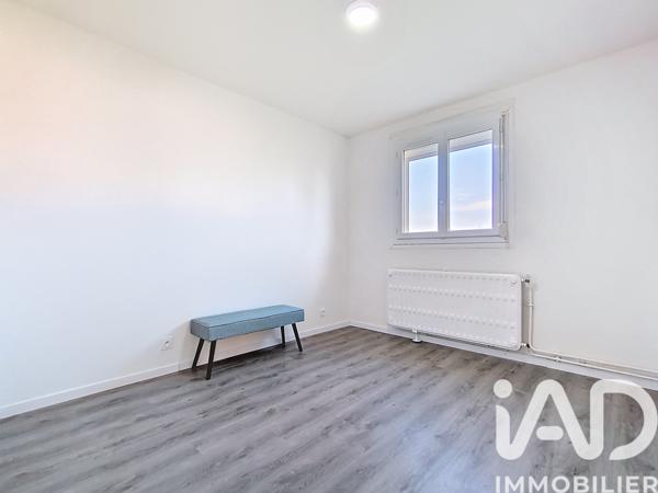 Maison à vendre 5 pièces 92 m² Neuilly-Saint-Front