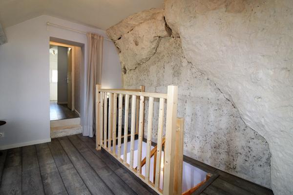 Maison de pays -2 ou 3 chambres - Bourré