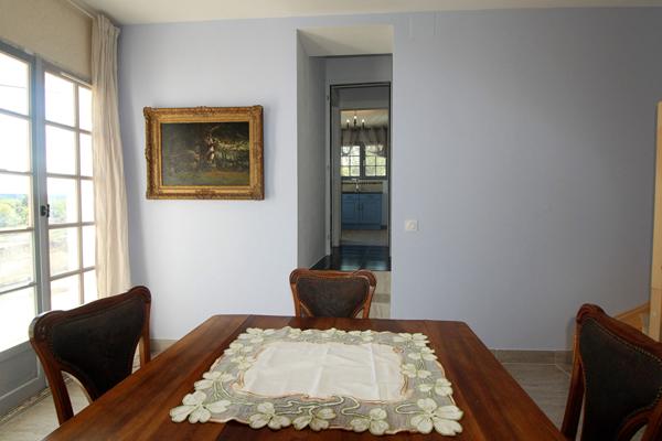 Maison de pays -2 ou 3 chambres - Bourré