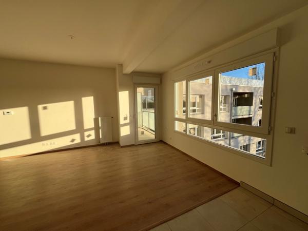 Appartement à vendre 3 pièces FRANQUEVILLE SAINT PIERRE (76)