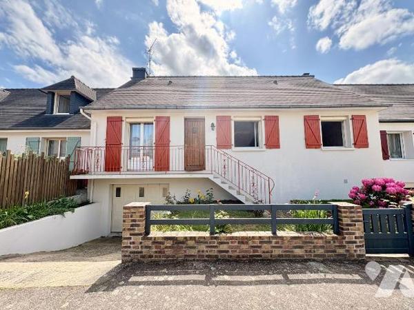 EXCLUSIVITÉ - NOUVEAUTÉ ÉTUDE TRENTE-CINQ NOTAIRES

Située au coeur de la commune de Noyal-Ch...