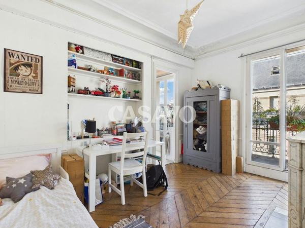 Vente Appartement 7 pièces de 146m² - 75018 Paris