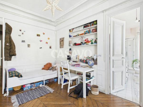 Vente Appartement 7 pièces de 146m² - 75018 Paris