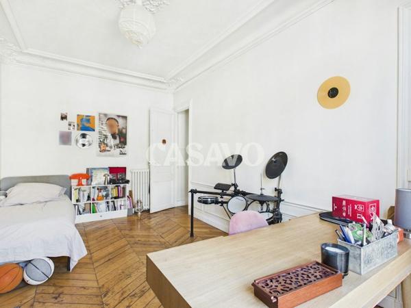 Vente Appartement 7 pièces de 146m² - 75018 Paris