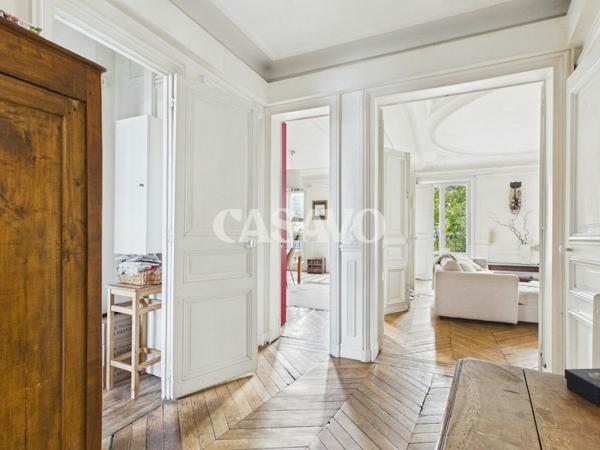 Vente Appartement 7 pièces de 146m² - 75018 Paris