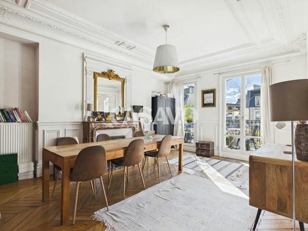 Vente Appartement 7 pièces de 146m² - 75018 Paris