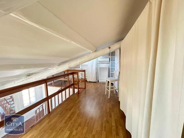 Appartement à louer 2 pièces 66.62m² Aix-en-Provence (13100)