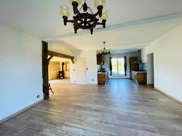 Vente Maison 9 pièces 261 m2 à Sauveterre-de-Béarn