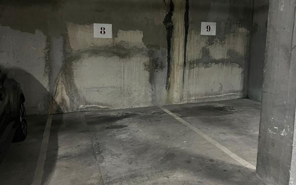 Stationnement à vendre    Orsay