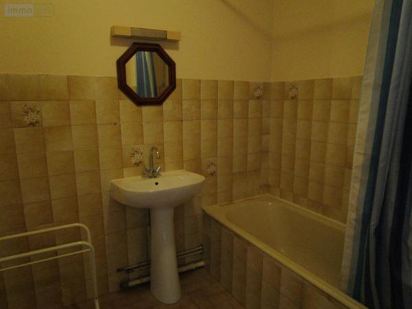 Appartement à louer à Châlons-en-Champagne dans la Marne (51000), ref : 51084-L568