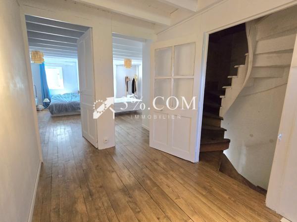 Maison de village 5 pièce(s) 3 chambre(s) 127 m²