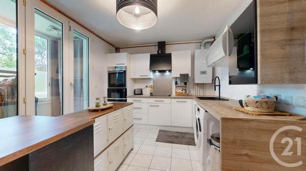 Appartement T2 à vendre  2 pièces - 63,21 m 2   ANGLET  - 64