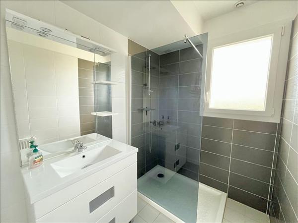 Maison à louer |  LANVEOC |  8 pièces | 135 m²