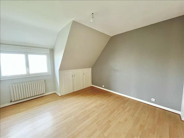 Maison à louer |  LANVEOC |  8 pièces | 135 m²