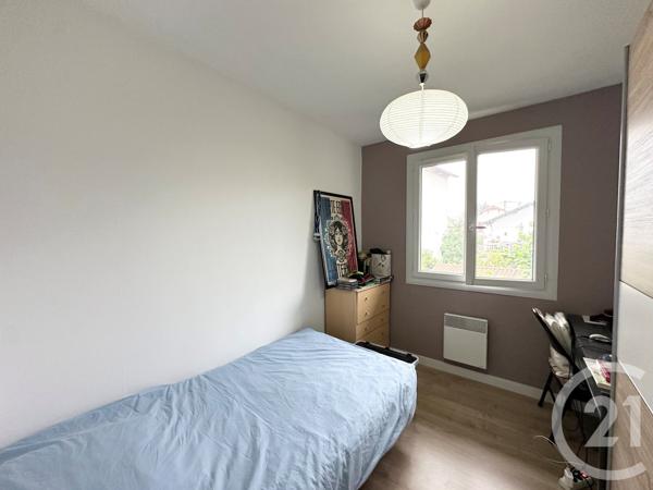Appartement T4 à vendre  4 pièces - 66,86 m 2   HENDAYE  - 64