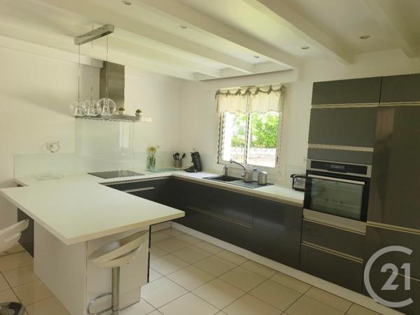 Maison à vendre  4 pièces - 133 m 2   COLAYRAC ST CIRQ  - 47