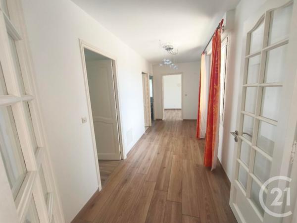 Maison à vendre  4 pièces - 133 m 2   COLAYRAC ST CIRQ  - 47