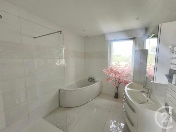 Maison à vendre  4 pièces - 133 m 2   COLAYRAC ST CIRQ  - 47