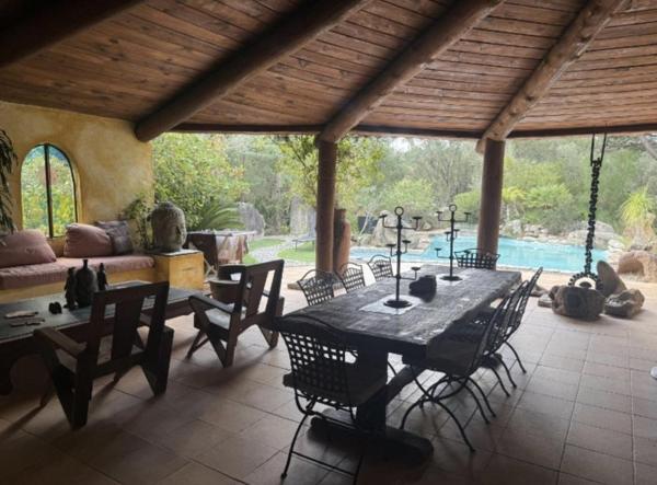Vente / Maison et grand terrain à Porto-Vecchio (20137)
